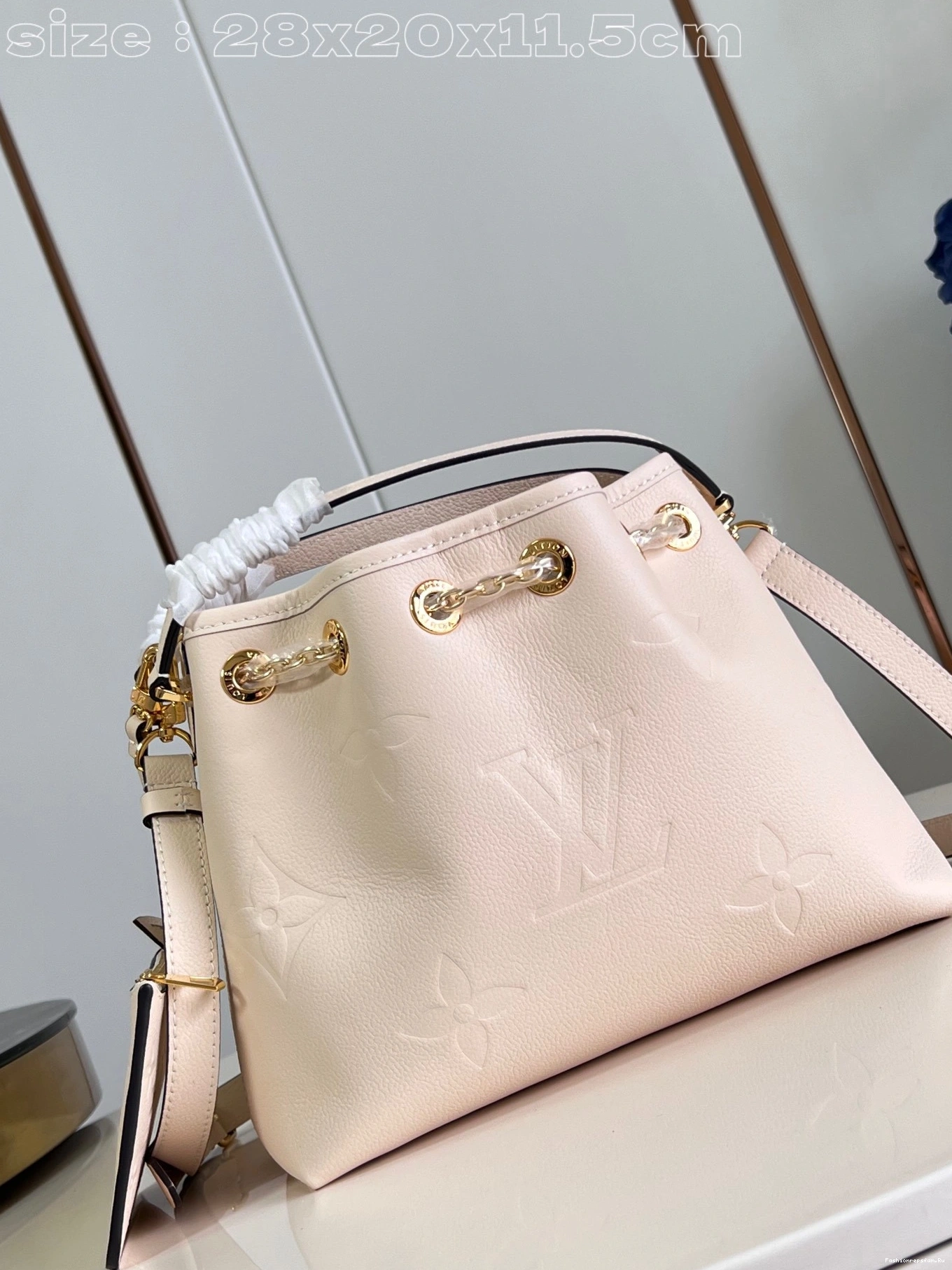 FS CHEAP Bundle-28*20*11.5CM LOUIS VUITTON Summer 0714